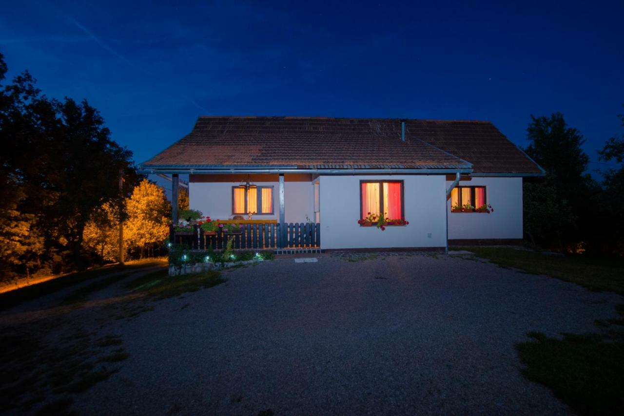 Holiday Home Radocaj Slunj Luaran gambar